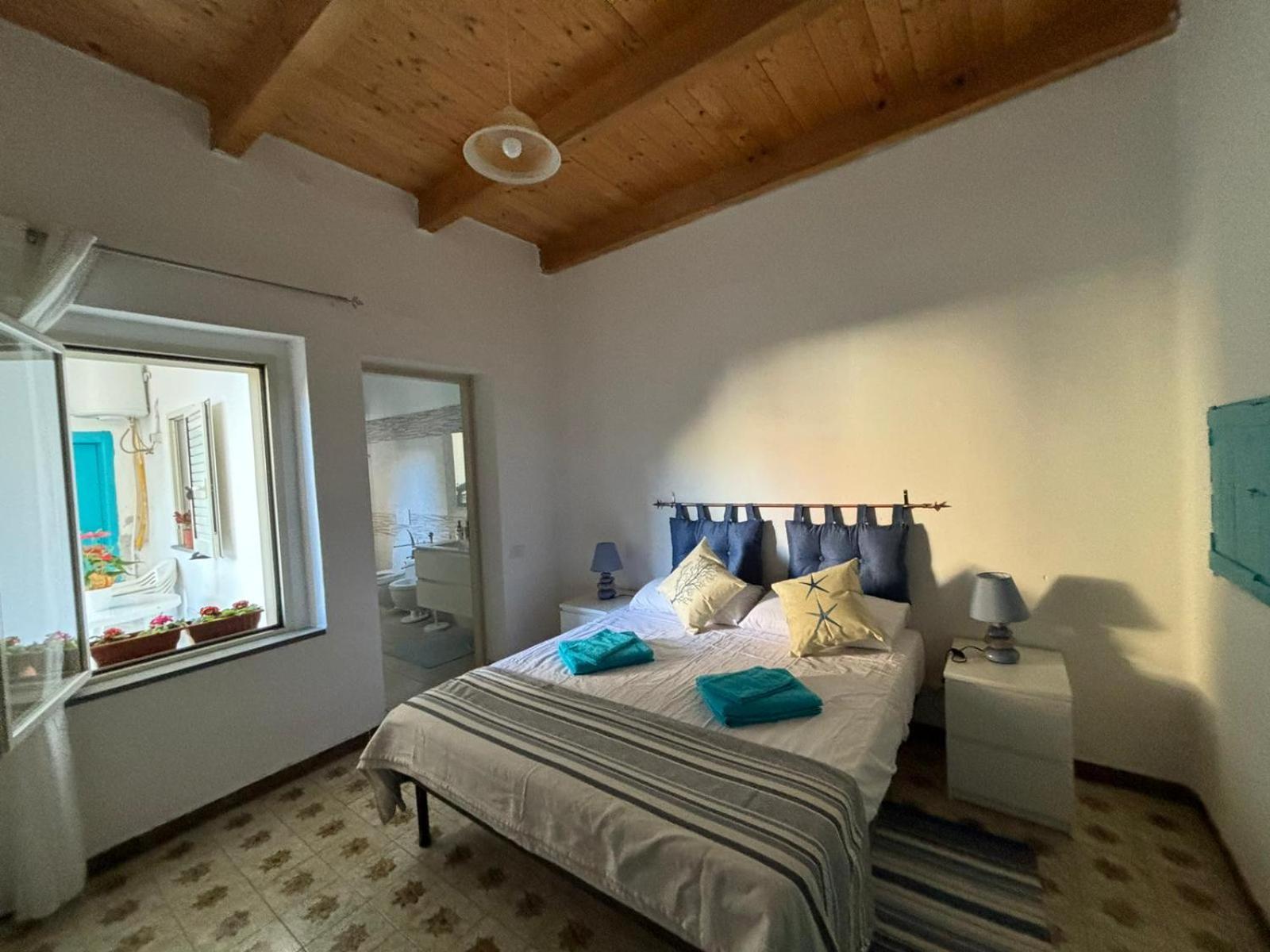 Lungomare Chess Apartment S'archittu Cuglieri Exterior photo
